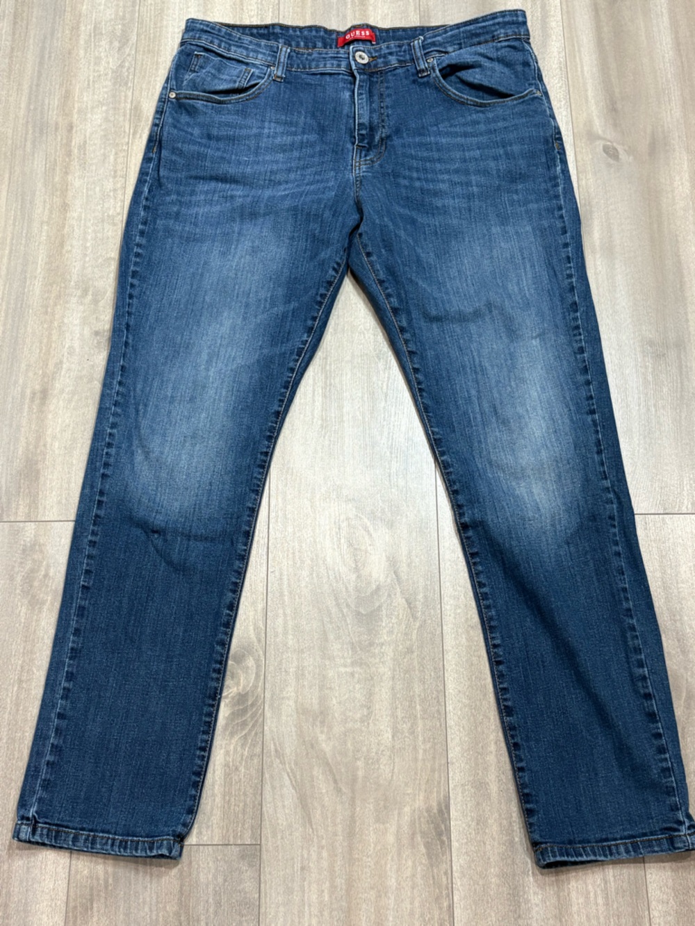 Guess Men's Dark Blue Jeans Size 38x32